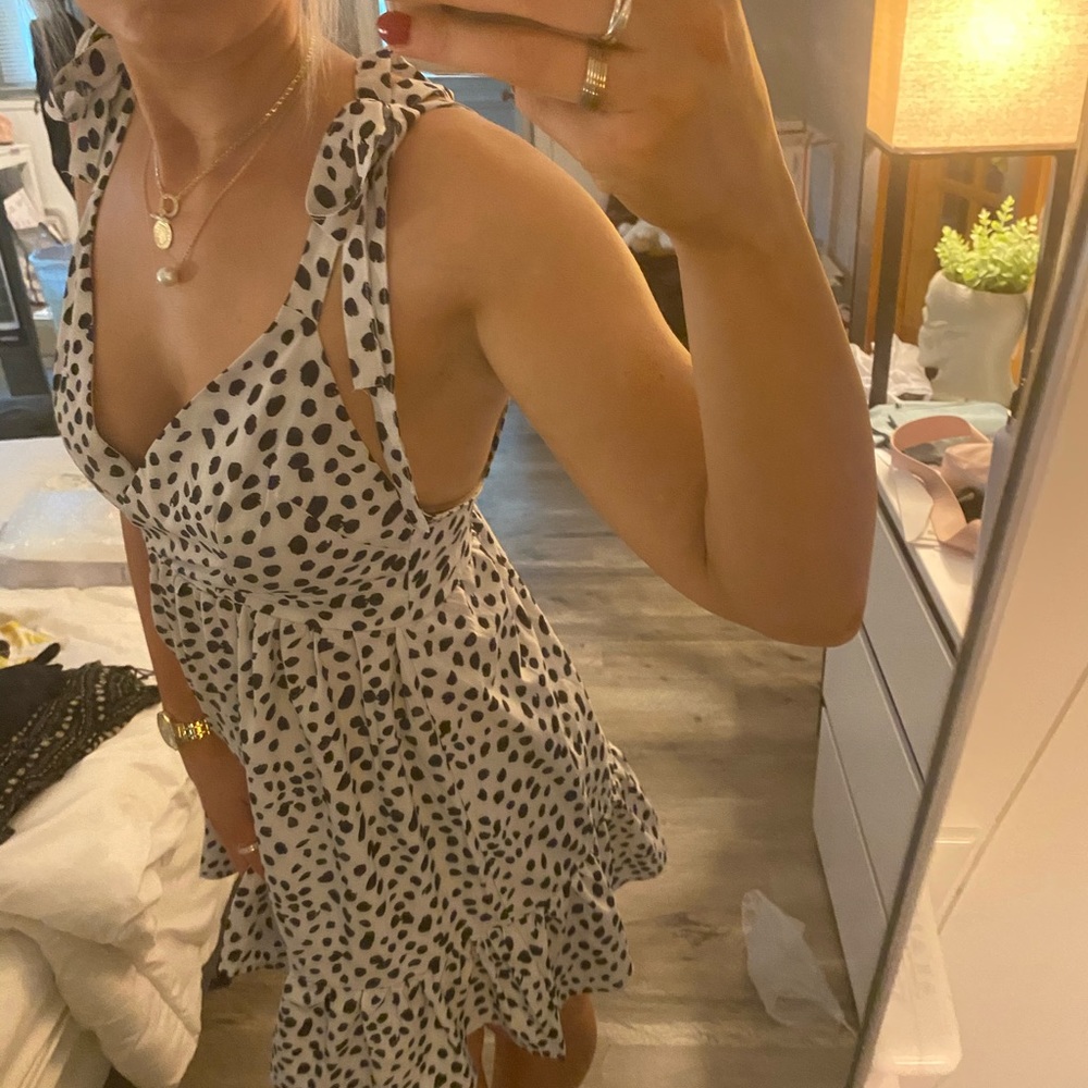 SHEIN dress - Picture 3 of 4